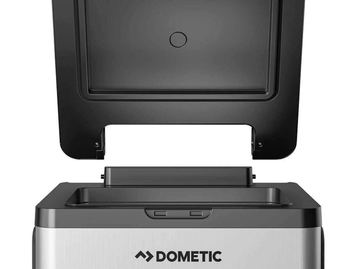 Zur Hybrid-Kühlbox von Dometic