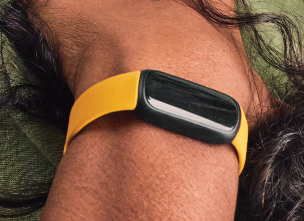 Zu den Fitness-Armbänder bei Cyberport